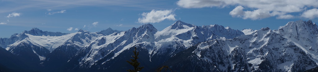 Panorama from Boston Glacier to the leftmost peaks of Snowfield group