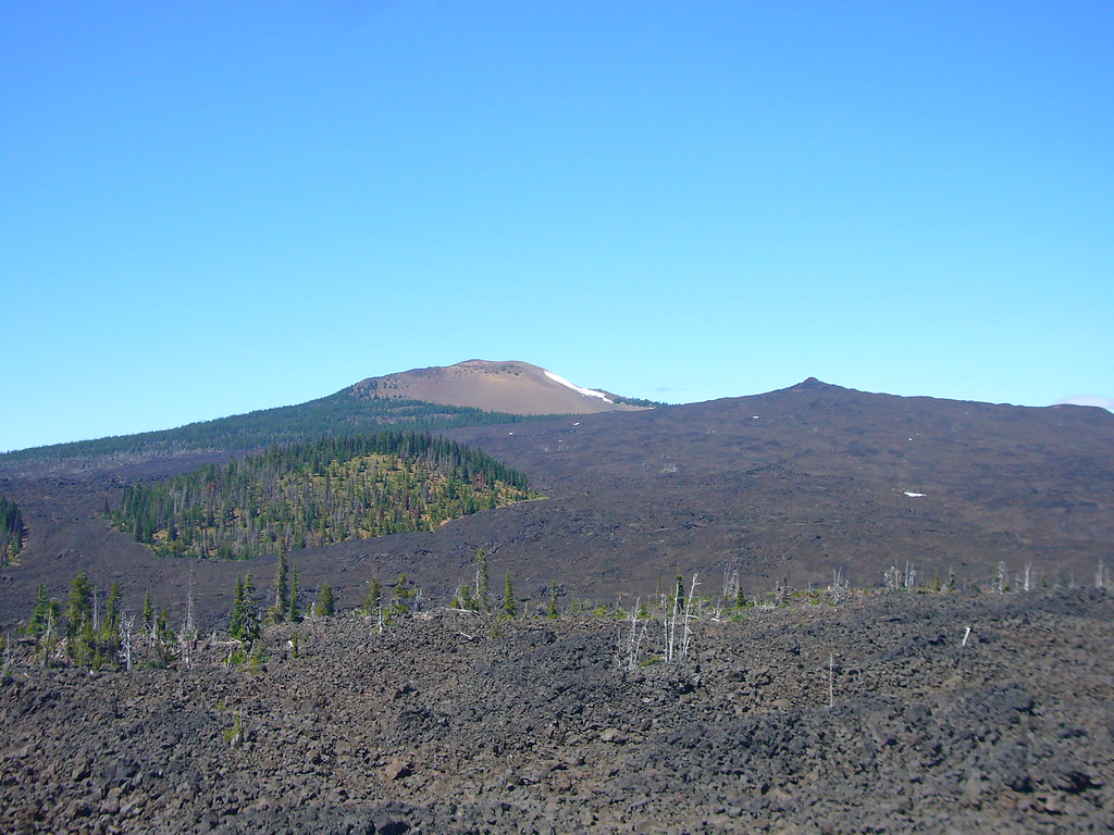 Belknap Crater