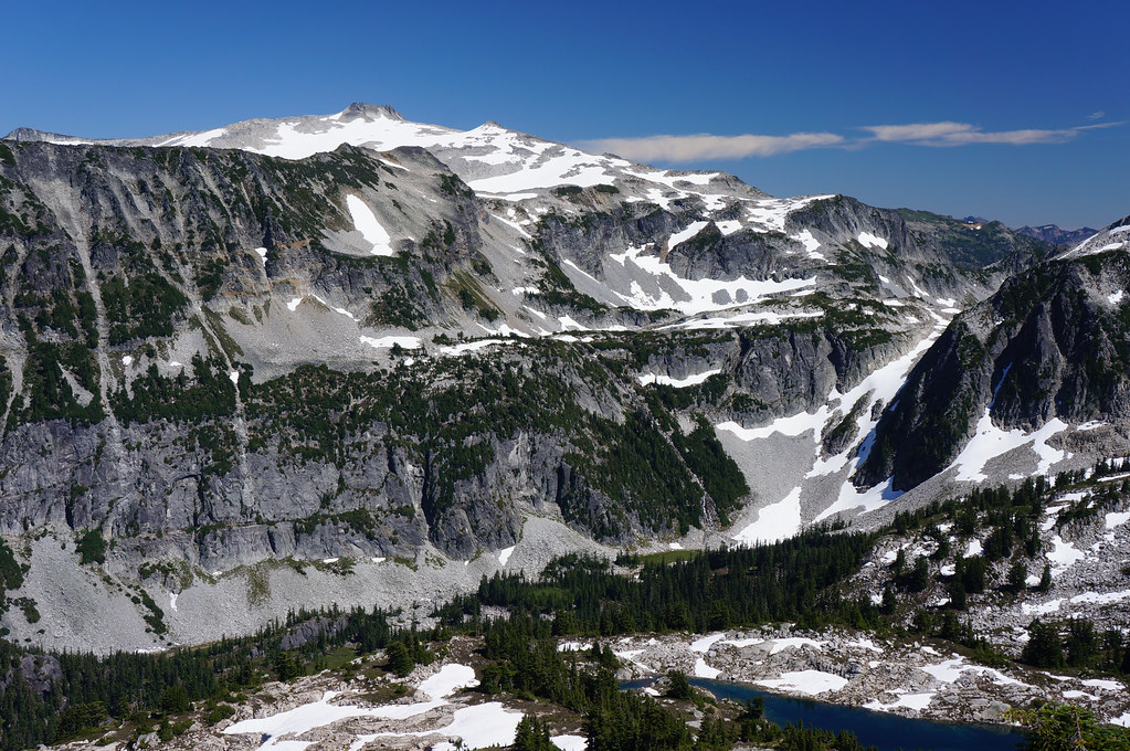 Mt Hinman and the La Bohn Lakes area from Otter Point