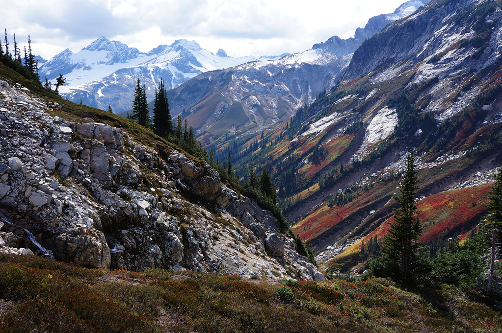Gorgeous terrain close to High Pass