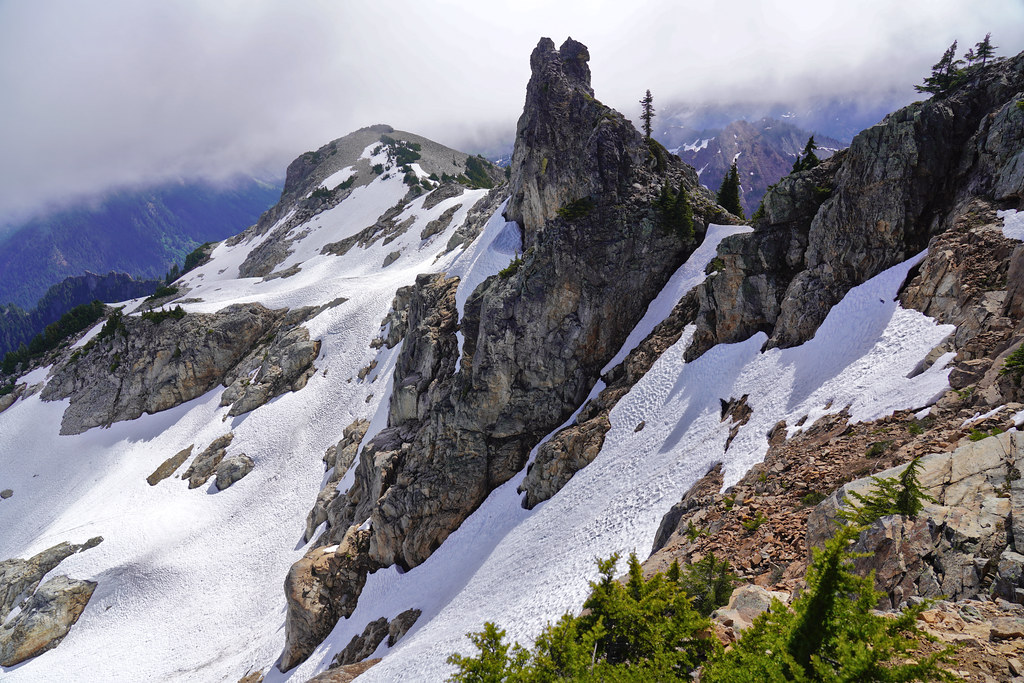 Snoqualmie Mountain