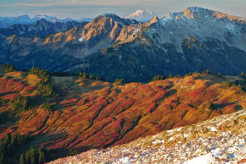 Sunrise with White Pass, Johnson Mountain and Mt Rainier