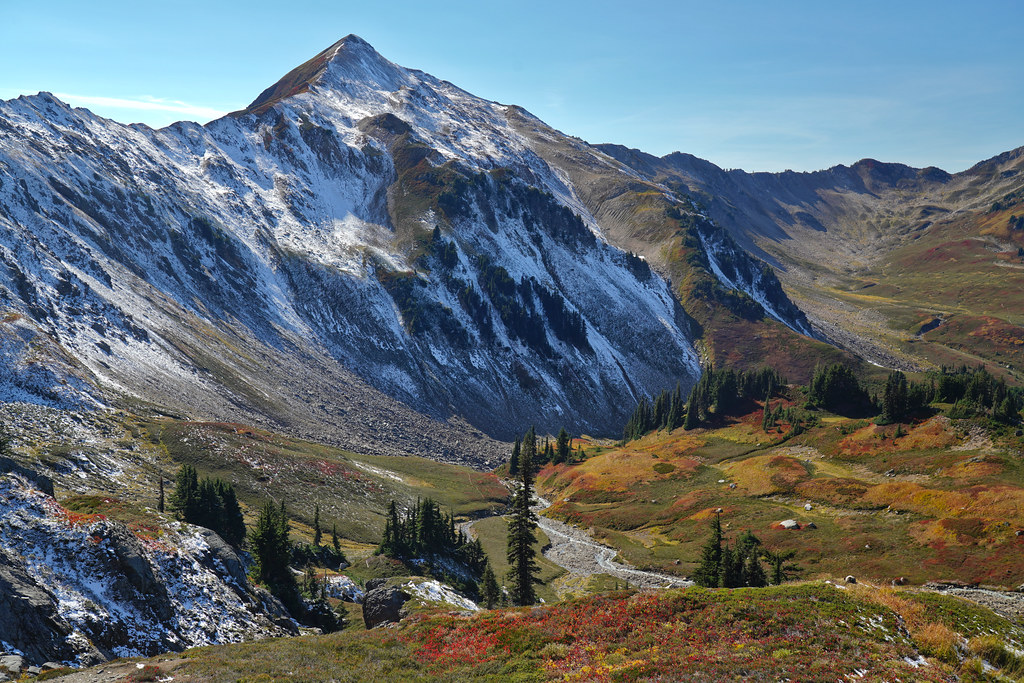 White Mountain (Pt 7043), Glacier Peak Wilderness