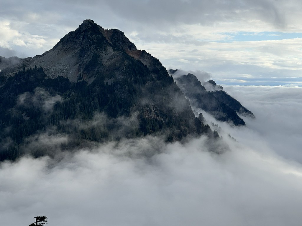 Alta Mountain from the PCT Traverse