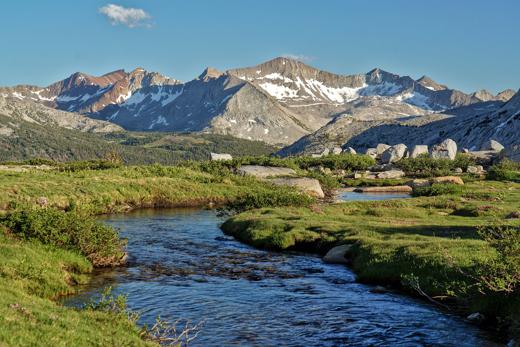 Creek in the Upper Basin, south of Mather Pass