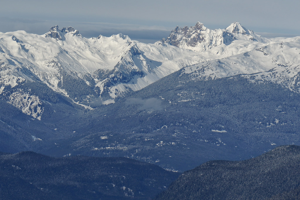 Mount Fee (left), Pyroclastic and Cayley (right)